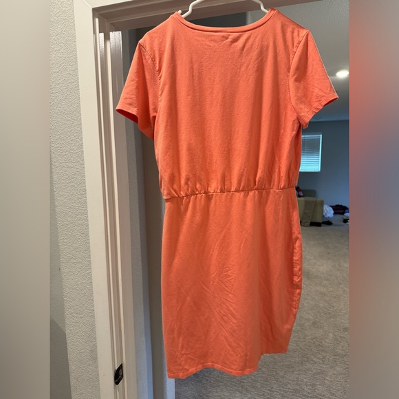 Express Tie front t-shirt dress - medium, NWOT - Picture 3 of 3